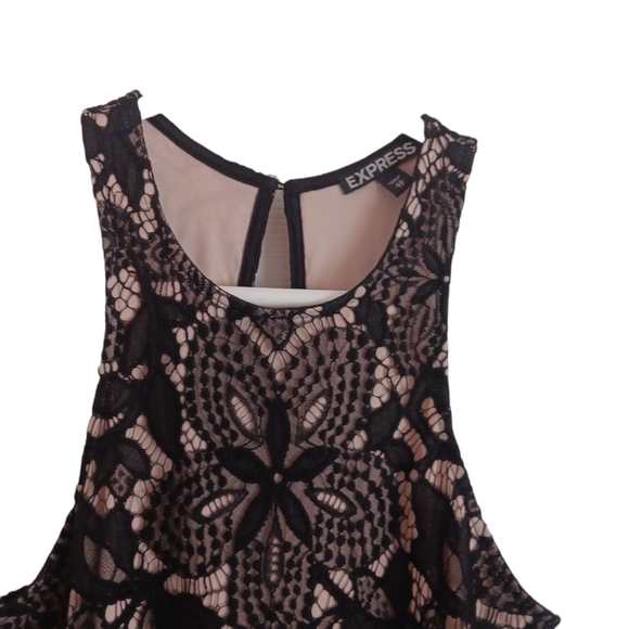 EXPRESS BLACK LACE DRESS - Picture 6 of 8